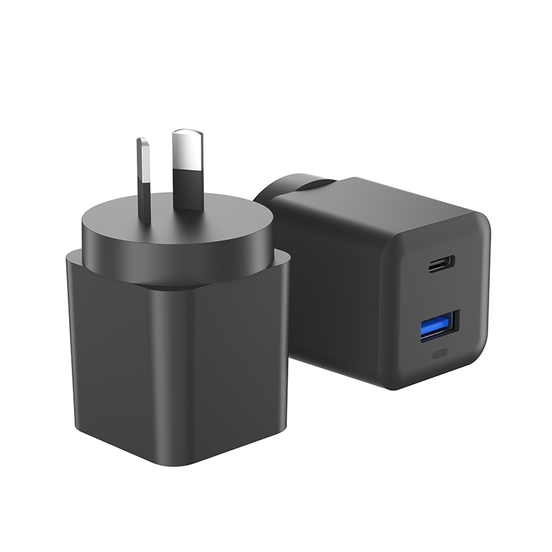 30W Mini PD Charger With Foldable Plug