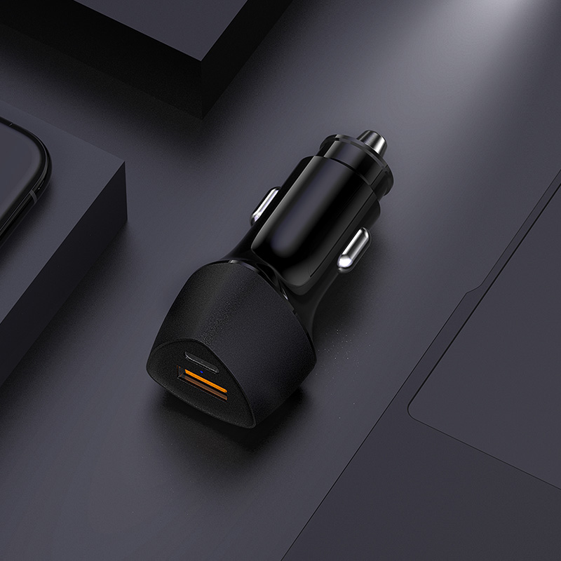 36W USB-C PD Car Charger with QC 3.0 USB Port (9)